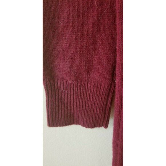 Mickey Mouse Limited Edition X Uniqlo  UNIQLO Disney Minnie Mouse Sweater Dress - Picture 6 of 6